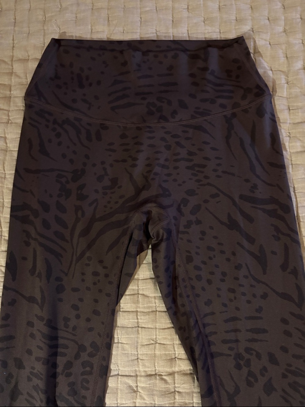 PARAGON Black Subtle Animal Print Leggings